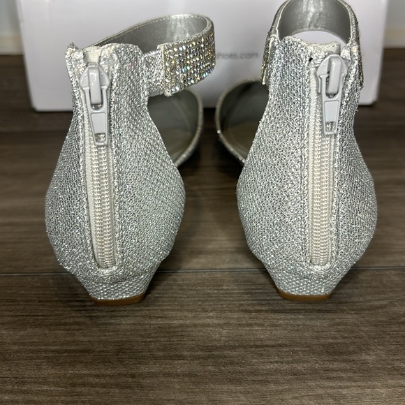 Dream Paris silver evening flats women’s 7.5 - Picture 6 of 8
